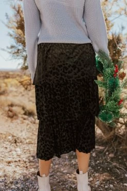 If She Loves THE TENLY TIERED SKIRT IN BLACK ANIMAL PRINT