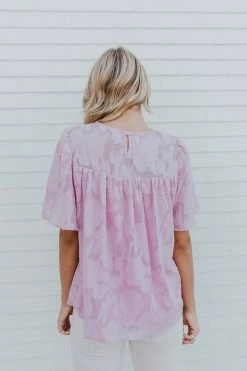 Tracies NEW ARRIVALS THE LANAYA TEXTURED BABYDOLL TOP IN LAVENDER