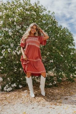 Tea N Rose DRESSES THE MAYA EMBROIDERED TIERED DRESS IN ROSE