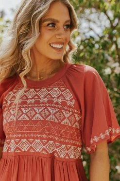 Tea N Rose DRESSES THE MAYA EMBROIDERED TIERED DRESS IN ROSE