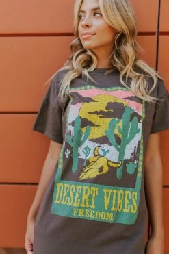 Polagram/Baevely THE DESERT VIBES T-SHIRT DRESS IN CHARCOAL