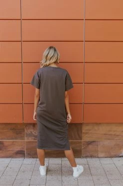 Polagram/Baevely THE DESERT VIBES T-SHIRT DRESS IN CHARCOAL