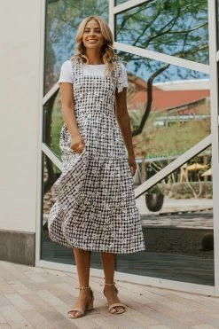 Sundayup NEW ARRIVALS THE BENETT GINGHAM MIDI DRESS IN BLACK 6 Sundayup NEW ARRIVALS THE BENETT GINGHAM MIDI DRESS IN BLACK