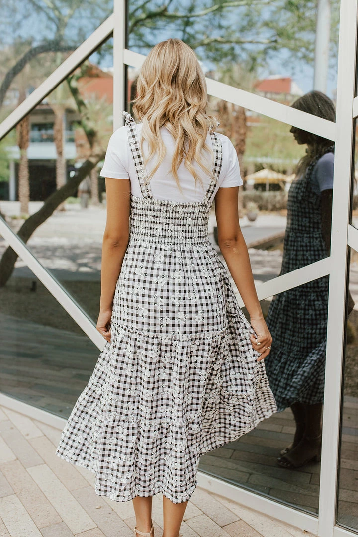 Sundayup NEW ARRIVALS THE BENETT GINGHAM MIDI DRESS IN BLACK 4 Sundayup NEW ARRIVALS THE BENETT GINGHAM MIDI DRESS IN BLACK