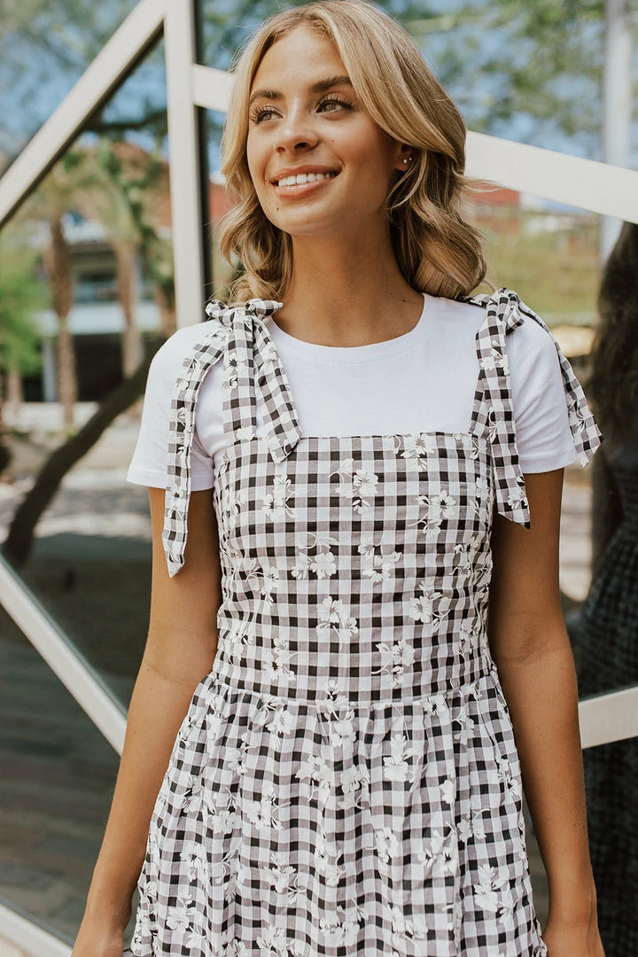 Sundayup NEW ARRIVALS THE BENETT GINGHAM MIDI DRESS IN BLACK 2 Sundayup NEW ARRIVALS THE BENETT GINGHAM MIDI DRESS IN BLACK