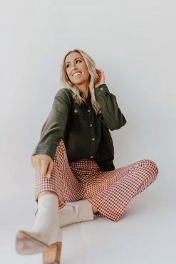 Lumiere THE TRIM THE TREE TOP IN HUNTER TOPS