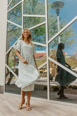 Dionee THE MARYBETH GINGHAM DRESS IN MINT