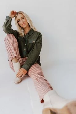 Lumiere THE TRIM THE TREE TOP IN HUNTER TOPS