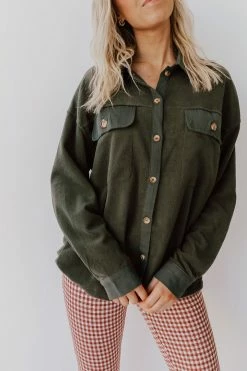 Lumiere THE TRIM THE TREE TOP IN HUNTER TOPS