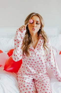 THE PINK DESERT HEART PAJAMAS IN PINK