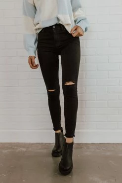 Eunina BOTTOMS THE SKINNY KNEE SLIT JEANS IN BLACK