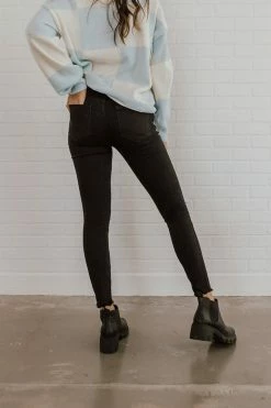 Eunina BOTTOMS THE SKINNY KNEE SLIT JEANS IN BLACK