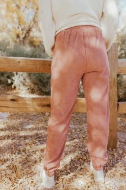 Wishlist THE CHRISTINE CORDUROY JOGGER IN CLAY