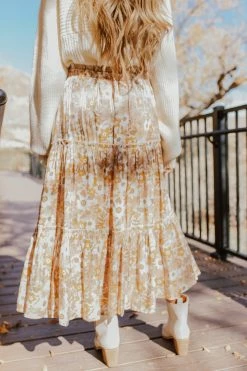 Moodie THE BEATRIX IRIDESCENT MIDI SKIRT IN BLUSH