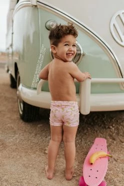 PINK DESERT BOYS EUROPEAN CUT SWIM SHORT IN BUBBLEGUM BANANA