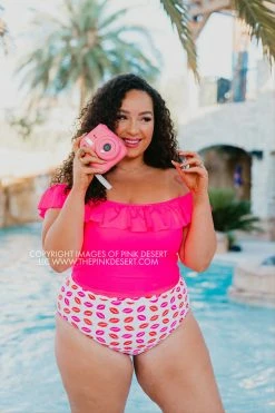 SASSY RED LIPSTICK X PINK DESERT RUFFLE MIDKINI IN VEGAS PINK