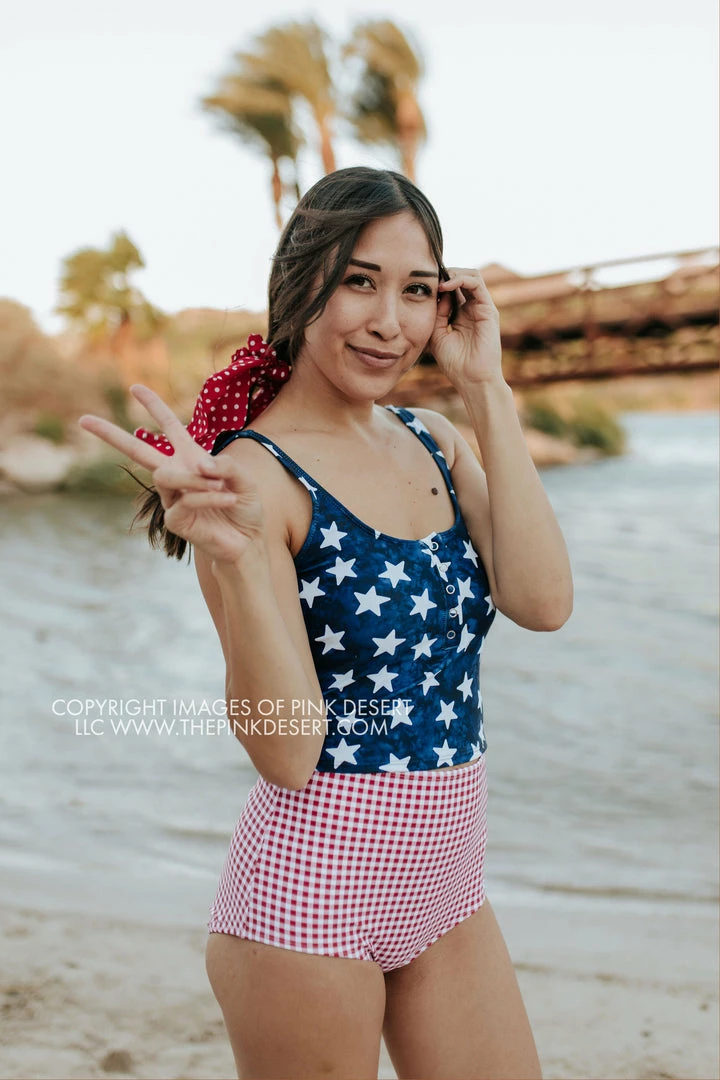 PINK DESERT BUTTON FRONT MIDKINI SWIM TOP IN SPANGLED STAR PRINT 6 PINK DESERT BUTTON FRONT MIDKINI SWIM TOP IN SPANGLED STAR PRINT