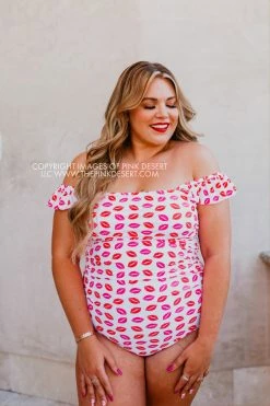 SASSY RED LIPSTICK X PINK DESERT FLUTTER SLEEVE RUCHED ONE PIECE IN SASSY LIPS