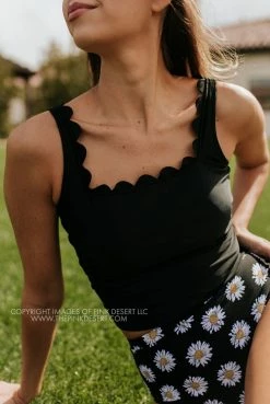 PINK DESERT SCALLOPED MIDKINI SWIM TOP IN BLACK