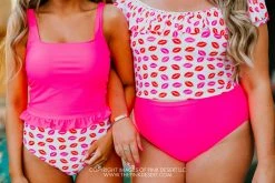 SASSY RED LIPSTICK X PINK DESERT MINI RUFFLE CROP PEPLUM SWIM TOP IN VEGAS PINK
