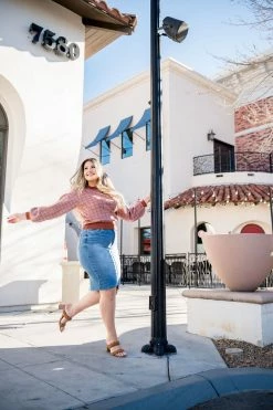 Lumiere THE BRADFORD CHECKERED TOP IN BRICK