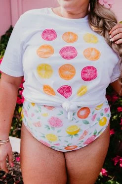 THE SQUEEZE THE DAY CITRUS TEE BY SASSY RED LIPSTICK X PINK DESERT