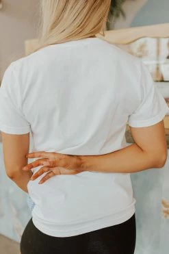 Benie Los Angeles THE RETRO SUMMER GRAPHIC TEE IN WHITE TOPS