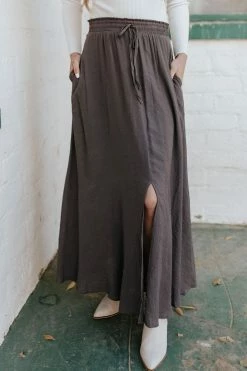 Wish SKIRTS THE STORMI MAXI SKIRT IN MIDNIGHT