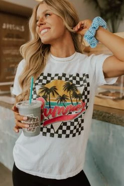 Benie Los Angeles THE RETRO SUMMER GRAPHIC TEE IN WHITE TOPS