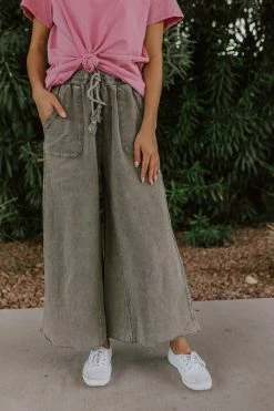 Easel THE ROSWELL WIDE LEG PANT IN ASH BOTTOMS