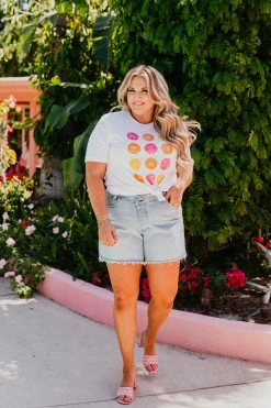 THE SQUEEZE THE DAY CITRUS TEE BY SASSY RED LIPSTICK X PINK DESERT