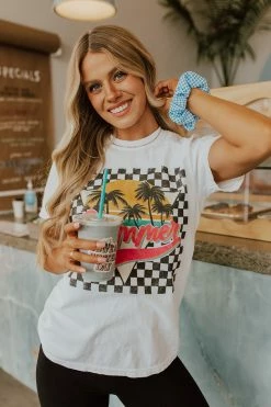 Benie Los Angeles THE RETRO SUMMER GRAPHIC TEE IN WHITE TOPS