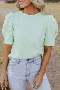 2.7 August Apparel TOPS THE MINNIE PUFF SLEEVE TOP IN MINT