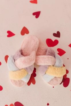 Fashion City THE SOMETHING COMFY SLIPPERS IN PASTEL