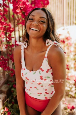 PINK DESERT TIE STRAP MIDKINI SWIM TOP IN CHERRY BOMB
