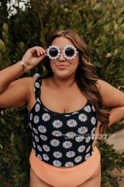 PINK DESERT SWEETY FLUTTER CROP SWIM TOP IN LA LA DAISY 6 PINK DESERT SWEETY FLUTTER CROP SWIM TOP IN LA LA DAISY