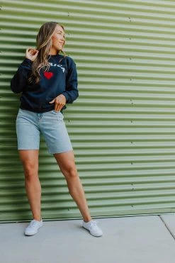 Benie Los Angeles THE AMERICA HEART PULLOVER IN NAVY