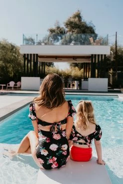 GIRLS PUFF SLEEVE SWIM TOP IN LE FLEUR BY PINK DESERT