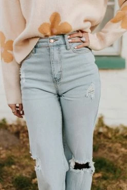 Vibrant Miu BOTTOMS THE WALK THIS WAY WIDE LEG JEANS IN LIGHT WASH