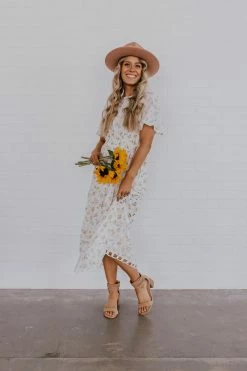 Oasis Society SHOES THE ELOISE ANKLE STRAP HEELS IN NUDE