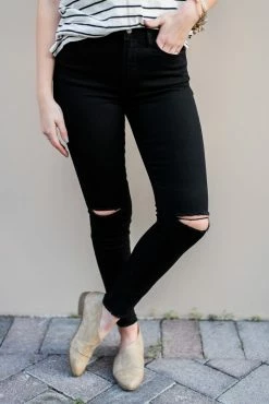 Eunina BOTTOMS THE SKINNY KNEE SLIT JEANS IN BLACK 27 Eunina BOTTOMS THE SKINNY KNEE SLIT JEANS IN BLACK